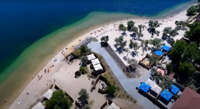 Рибалка на Блакитному озері