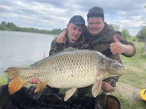Риболовля на ставку Перші Бугаї в Харківській області
