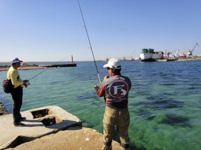 Рыбалка в селе Скалистое в Крыму