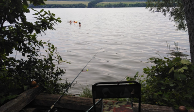 Рибалка на базі відпочинку «Південний Буг» – у Вінницькій області