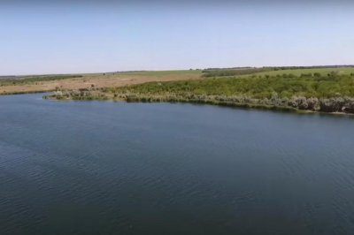 Рибалка в селі Семенівка