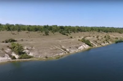 Рибалка в селі Семенівка