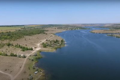 Рибалка в селі Семенівка