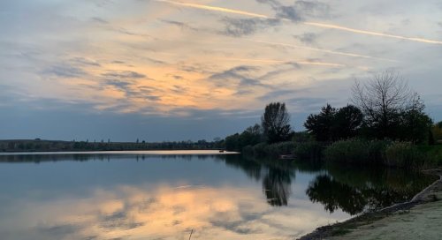 Рибалка на озері в с. Великі Береги