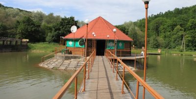 Рыбалка на базе отдыха «Над Стрипою»