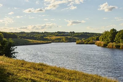 Рыбалка на водоеме в селе Лемещино 