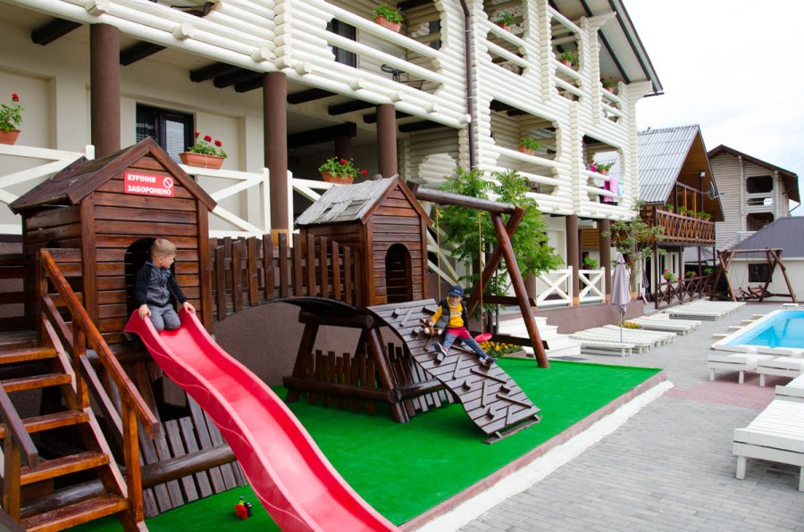 База відпочинку «Лумініца» у Закарпатській області