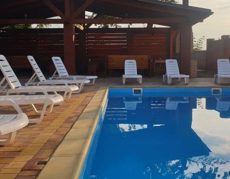 Білий Маяк, заміський комплекс 