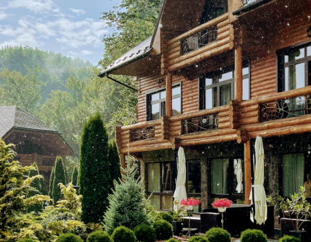 Котеджне Містечко «ОАЗИС КАРПАТ» 