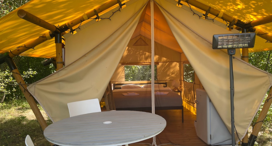 Глемпінг «Голубе озеро»