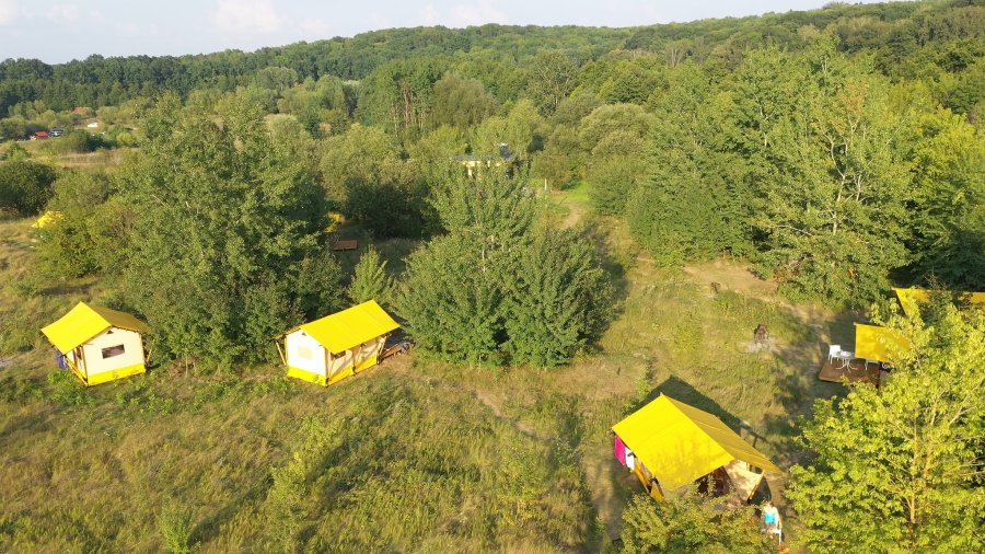 Глемпінг «Голубе озеро»