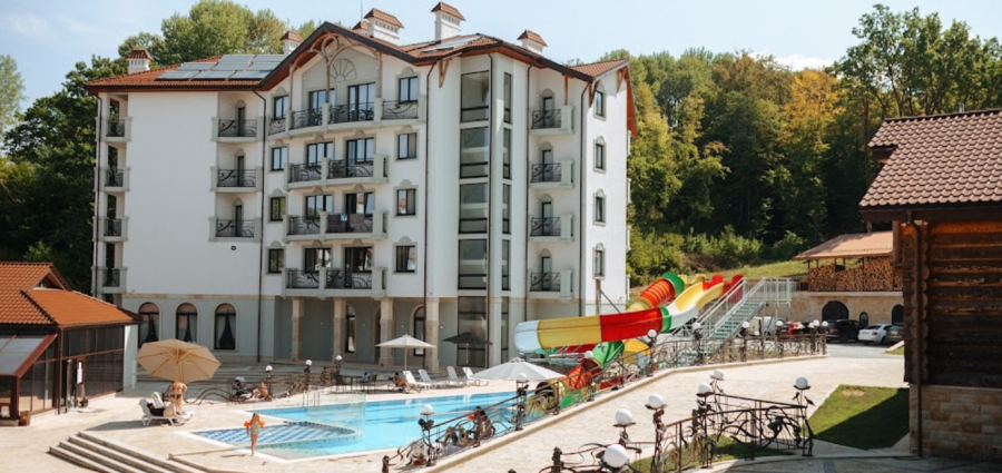 Готельно-ресторанний SPA комплекс Мольфар