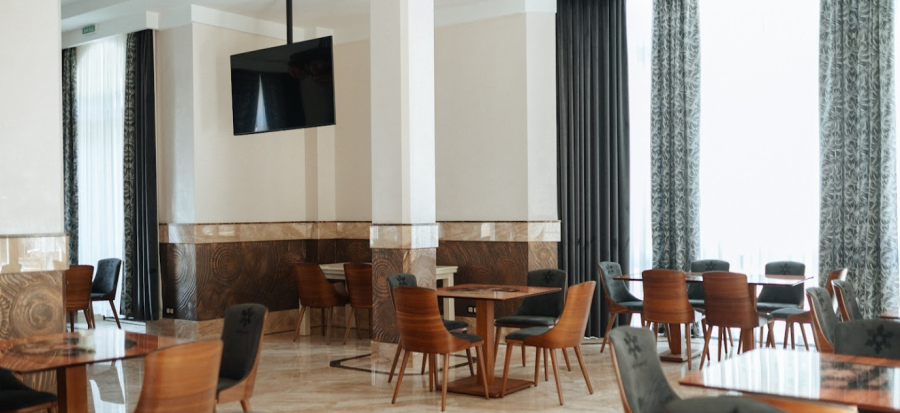 Готельно-ресторанний SPA комплекс Мольфар