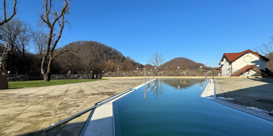 Готельно-ресторанний SPA комплекс Мольфар