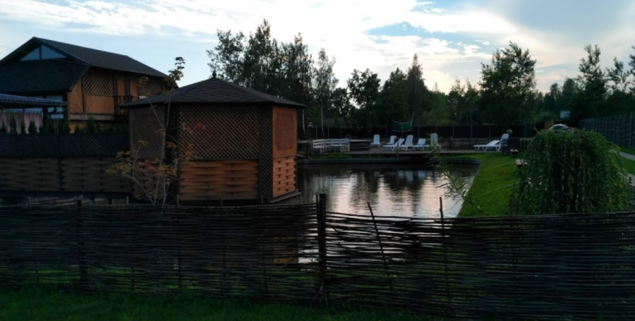 Клуб родинного відпочинку та дозвілля «Весела оселя»