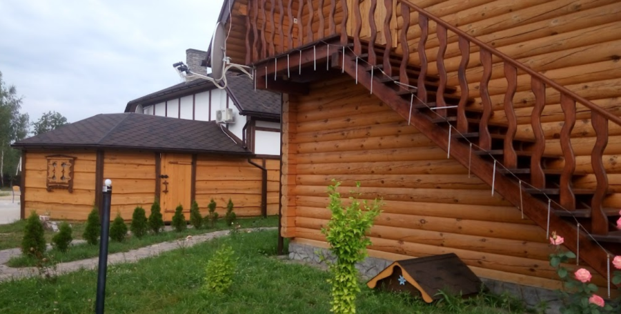 Клуб родинного відпочинку та дозвілля «Весела оселя»