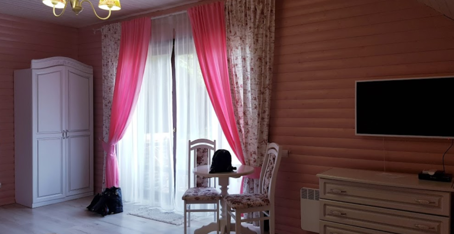 Котеджне Містечко «ОАЗИС КАРПАТ» 