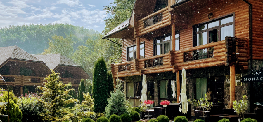 Котеджне Містечко «ОАЗИС КАРПАТ» 