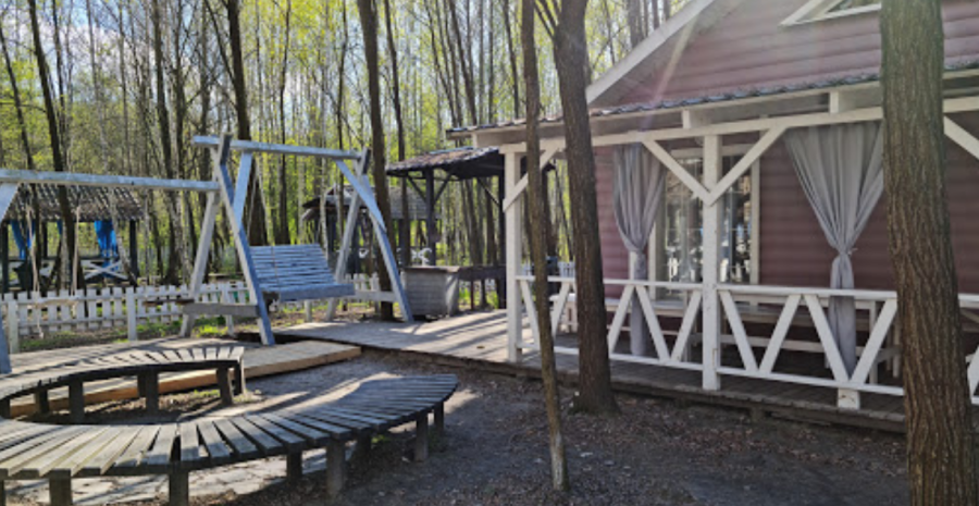 Містечко відпочинку «Грінвуд»  у Житомирській області