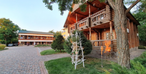 Морська риболовля та відпочинок на базі відпочинку «Смолоскип» у Запорізькій обалсті