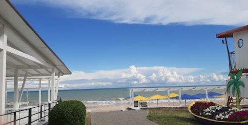 Морська риболовля та відпочинок на базі відпочинку «Смолоскип» у Запорізькій обалсті