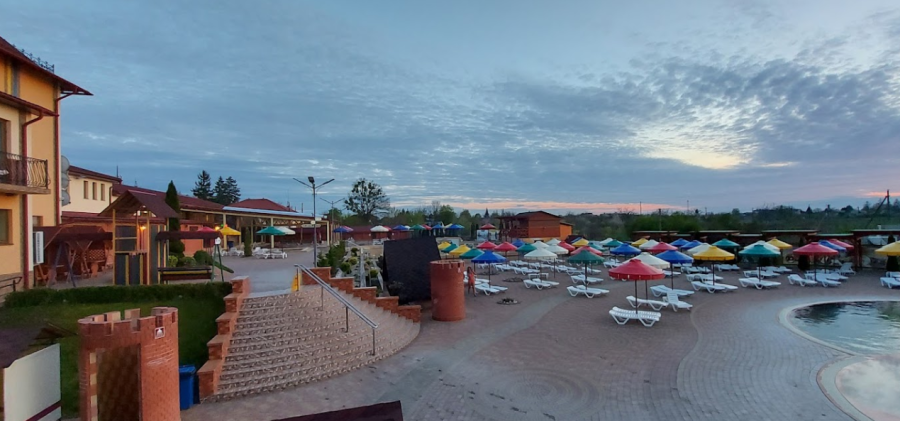 Оздоровчий комплекс «Жайворонок»