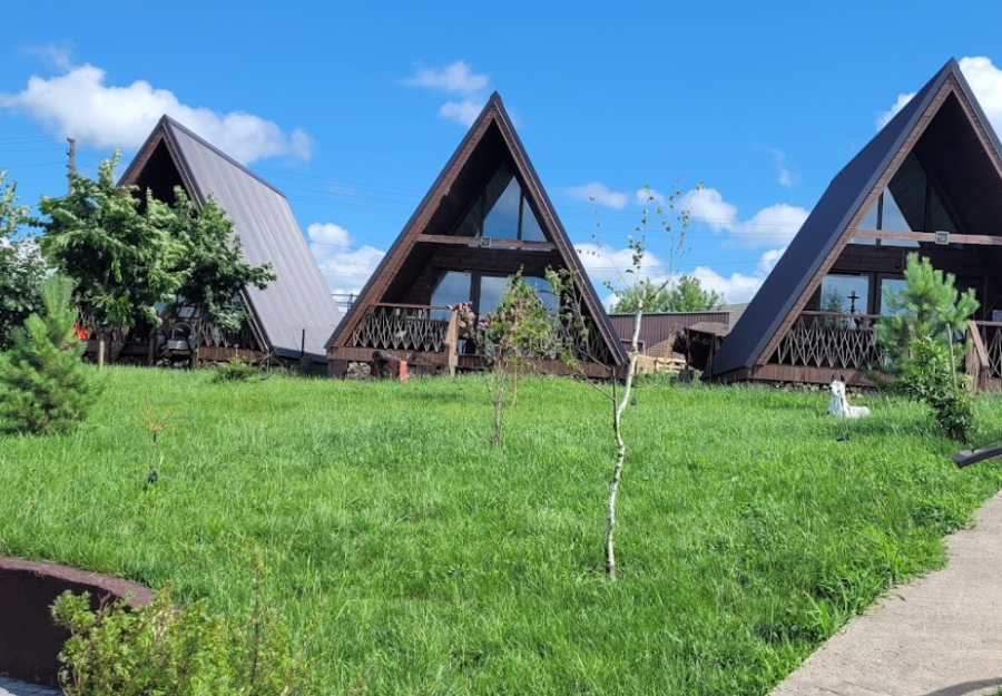 Рибалка на базі відпочинку «Нова Січ» у Вінницькій області