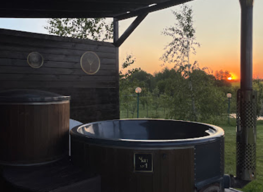 Рибалка на базі відпочинку «Нова Січ» у Вінницькій області