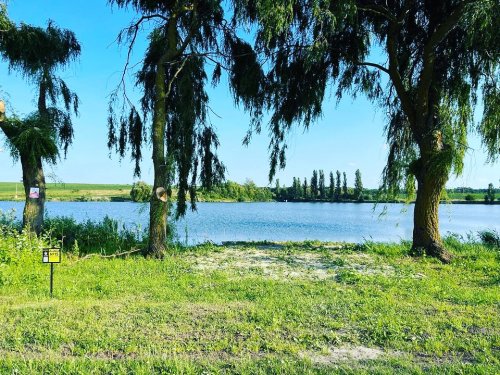 Риболовля на спортивній водоймі «Winfish» у  селі Киданці, Тернопільска обл