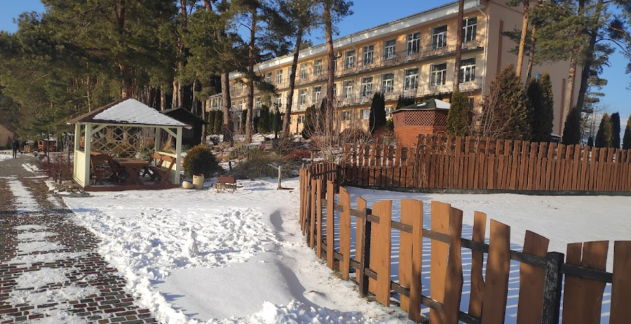 «Три Бобри» готельно—оздоровчий комплекс у Волинській області