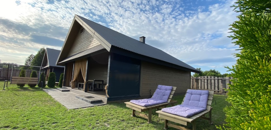 «Три Богатирі» котеджі для відпочинку