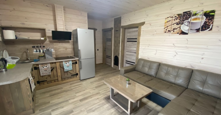 «Три Богатирі» котеджі для відпочинку