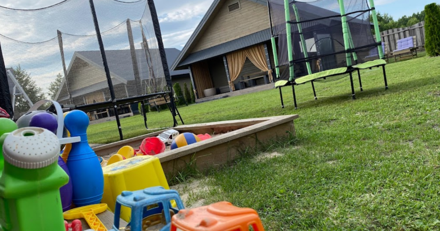 «Три Богатирі» котеджі для відпочинку