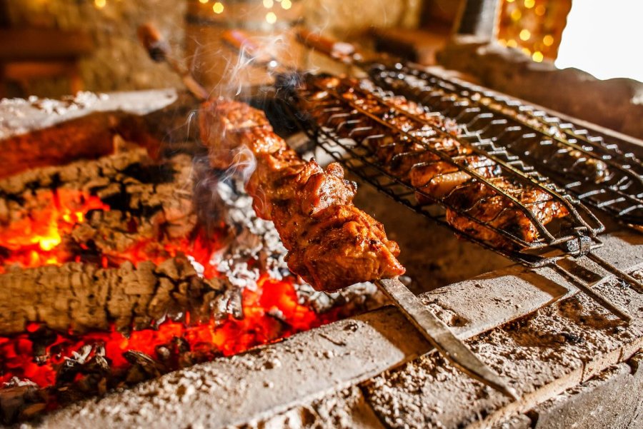 Туристичний комплекс «Поляна Квасова»