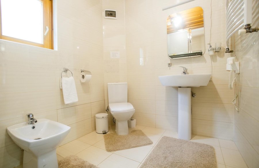 Туристичний комплекс «Поляна Квасова»