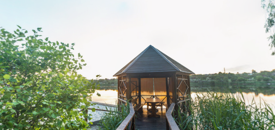 «Валерія» база відпочинку