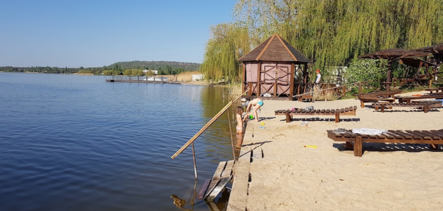 «Валерія» база відпочинку