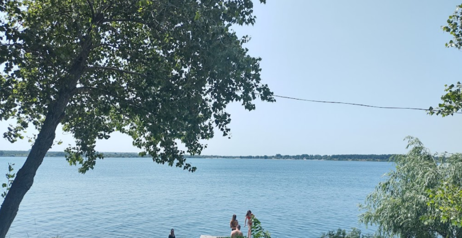 Відпочинок на Блакитних озерах. Комплекс «Заїмка» 