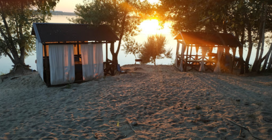 Відпочинок на Блакитних озерах. Комплекс «Заїмка» 