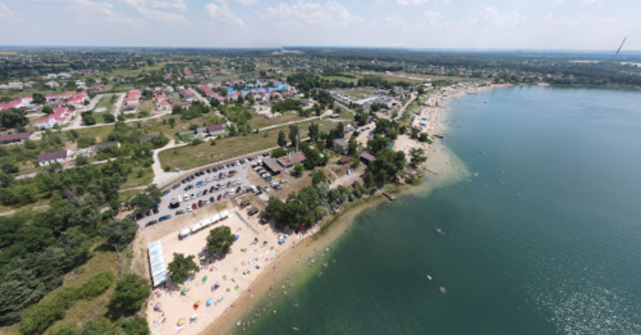 Відпочинок на Блакитних озерах. Комплекс «Заїмка» 