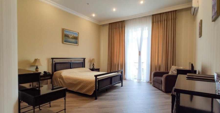 Заміський клуб «Марко Поло» у Запорізькій області