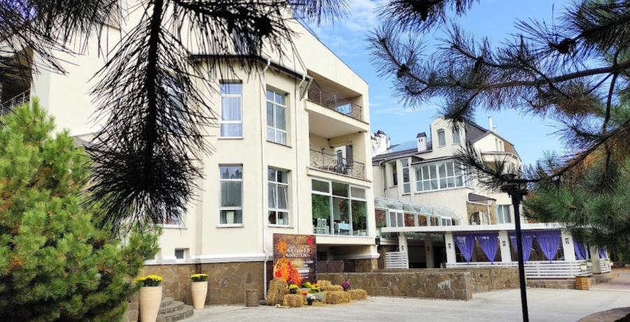 Заміський клуб «Марко Поло» у Запорізькій області