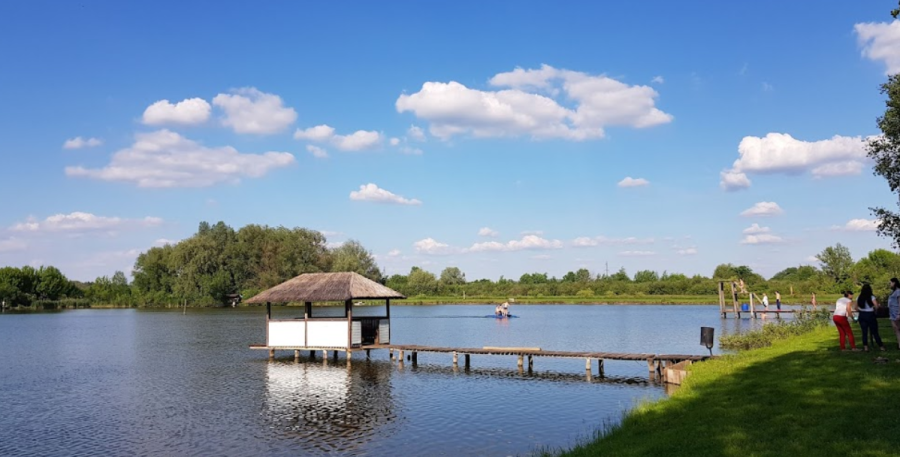 Зона відпочинку «Сирники»