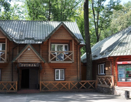 Готельно-ресторанний комплекс «Дубки»