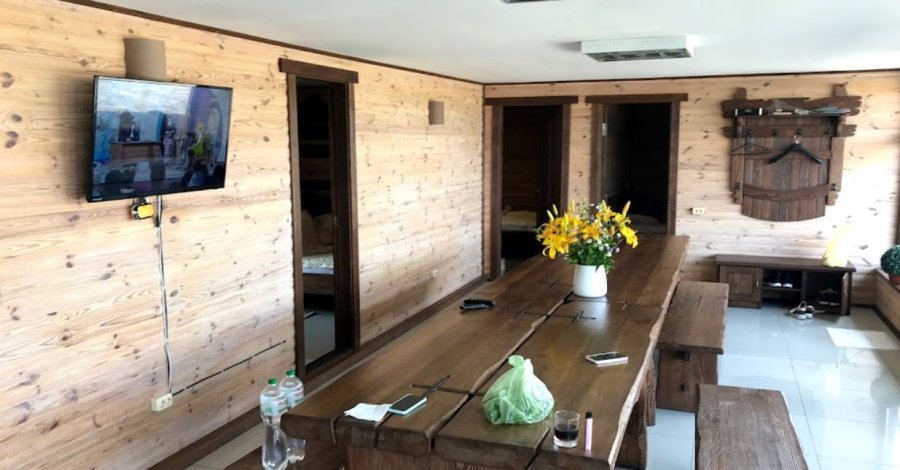 Стрижівка заміський комплекс «Lake House» 