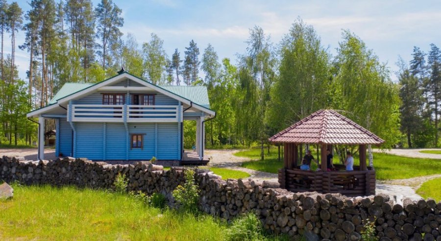 Стрижівка заміський комплекс «Lake House» 