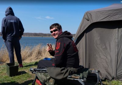 Рибалка на Озері Кричевичі у Волинській області