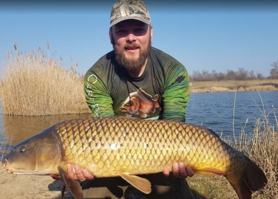 Рыбалка на озере Аква-Сити в Одесской области
