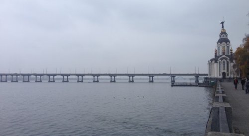 Рибалка на Дніпрі