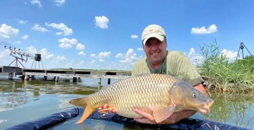 Рибалка на озері Крута Балка